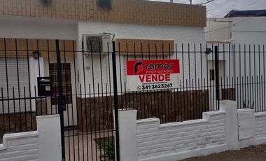 VENDE CASA EN PEREZ