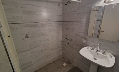 Bº Centro: Planta baja 2 dormitorios + 2 patios!