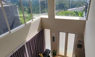 Dijual Rumah Pemandangan Kota, 2 lantai Citragrand Semarang
