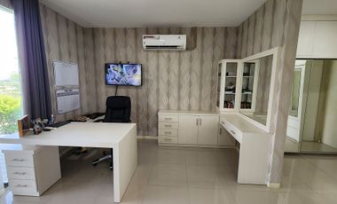 Dijual Rumah Pemandangan Kota, 2 lantai Citragrand Semarang