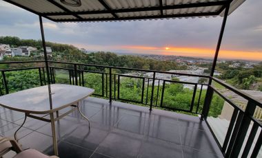 Dijual Rumah Pemandangan Kota, 2 lantai Citragrand Semarang