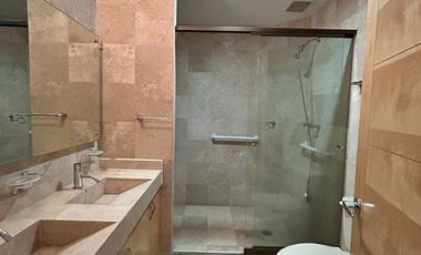 AMPLIO DEPARTAMENTO AL SUR FRENTE A ARTZ PEDREGAL