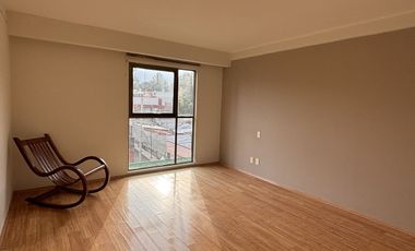 AMPLIO DEPARTAMENTO AL SUR FRENTE A ARTZ PEDREGAL