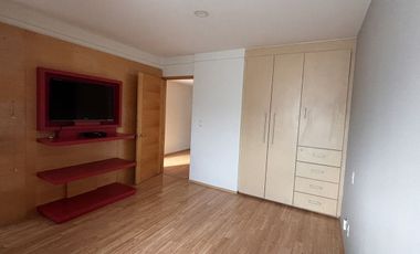 AMPLIO DEPARTAMENTO AL SUR FRENTE A ARTZ PEDREGAL