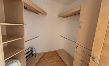 AMPLIO DEPARTAMENTO AL SUR FRENTE A ARTZ PEDREGAL