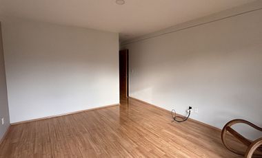 AMPLIO DEPARTAMENTO AL SUR FRENTE A ARTZ PEDREGAL