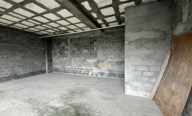 LOCAL EN VENTA EN OBRA GRIS EN SEGUNDA PLANTA  EN PLAZA NACIÓN