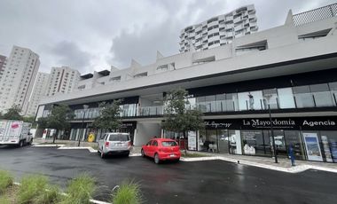 LOCAL EN VENTA EN OBRA GRIS EN SEGUNDA PLANTA  EN PLAZA NACIÓN