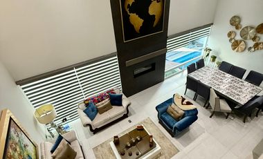 HERMOSA CASA EN VENTA EN VALLE PONIENTE