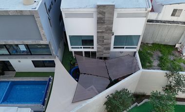 HERMOSA CASA EN VENTA EN VALLE PONIENTE