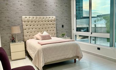 HERMOSA CASA EN VENTA EN VALLE PONIENTE