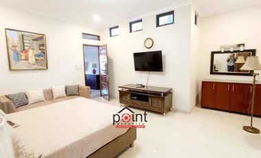 Rumah Mewah Furnish Lux di Pusat Kota Sriwedari Solo