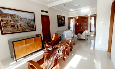 Rumah Mewah Furnish Lux di Pusat Kota Sriwedari Solo