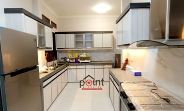 Rumah Mewah Furnish Lux di Pusat Kota Sriwedari Solo