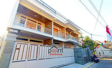 Rumah Mewah Furnish Lux di Pusat Kota Sriwedari Solo