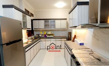 Rumah Mewah Furnish Lux di Pusat Kota Sriwedari Solo