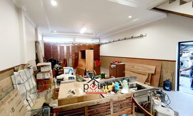 Rumah Mewah Furnish Lux di Pusat Kota Sriwedari Solo