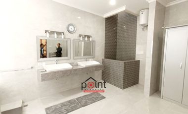 Rumah Mewah Furnish Lux di Pusat Kota Sriwedari Solo