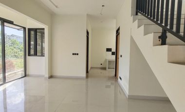 Dekat St. Gadobangkong! Rumah Baru 3 KTidur di Permata Cimareme Cimahi