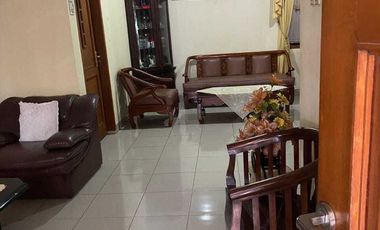 rumah taman bumi prima dkt setraduta gerbang jl budhi dan jl pesantren