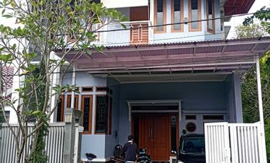 Dijual Rumah Mewah 2 Lantai di Komplek Elite BELKA Residence