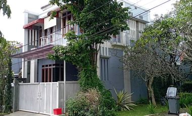 Dijual Rumah Mewah 2 Lantai di Komplek Elite BELKA Residence