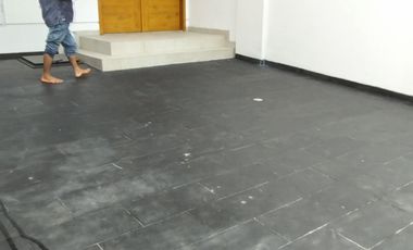 RUMAH BARU 3 LANTAI SIAP HUNI MUARA KARANG