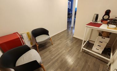 Vendo Ofic. 2 Privados + 1B+ 1E+ 1Bod / Metro Escuela Militar