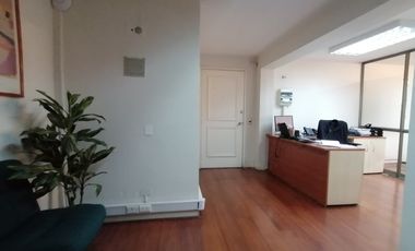 ESTUPENDA OFICINA HABILITADA EL GOLF SUR 3 PRIVADOS