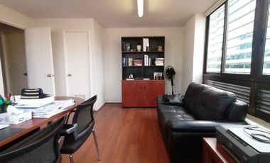 ESTUPENDA OFICINA HABILITADA EL GOLF SUR 3 PRIVADOS