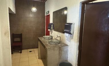 VENTA LOCAL- CORREGIDORA SUR