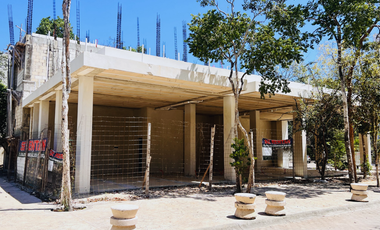 Locales comerciales en ESQUINA nuevos en obra gris, Aldea Zama