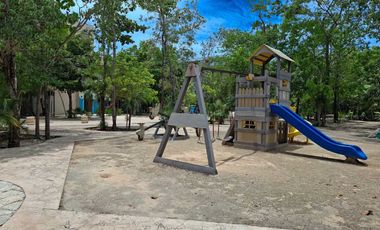 Locales comerciales en ESQUINA nuevos en obra gris, Aldea Zama