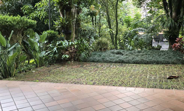 En venta casa en El poblado sector la frontera
