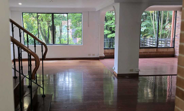 En venta casa en El poblado sector la frontera