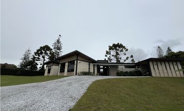CASA EN VENTA EN EL CARMEN DE VIBORAL ANTIOQUIA