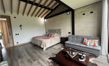 CASA EN VENTA EN EL CARMEN DE VIBORAL ANTIOQUIA