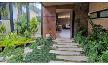 CASA PARA ARRIENDO ALTO DE LAS PALMAS