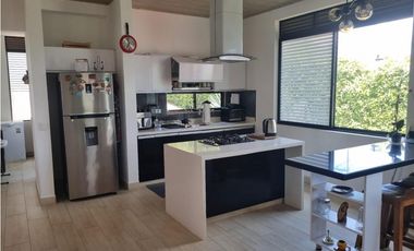 CASA CAMPESTRE EN VENTA EN LA MESA - CUNDINAMARCA