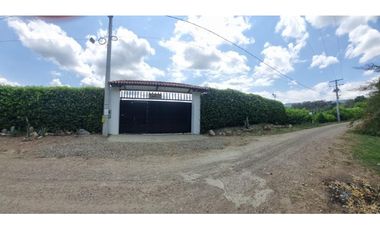 CASA CAMPESTRE EN VENTA EN LA MESA - CUNDINAMARCA