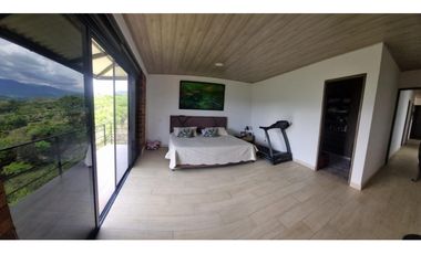 CASA CAMPESTRE EN VENTA EN LA MESA - CUNDINAMARCA