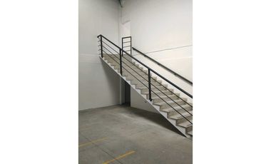 BODEGA INDUSTRIAL EN ARRIENDO, BARRIO CARVAJAL, BOGOTA.