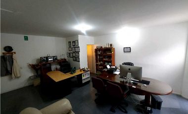 Oficina- local en el Lleras