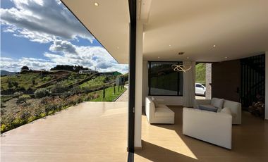 Venta de casa campestre San Vicente