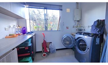 Venta de casa en El Retiro con jardín y terraza, excelente precio.