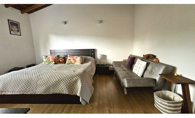 Venta de casa en El Retiro con jardín y terraza, excelente precio.