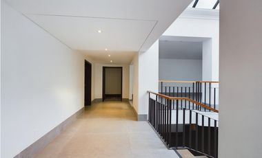 CASA EN ARRIENDO EN SANTA ANA