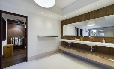 CASA EN ARRIENDO EN SANTA ANA