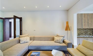 CASA EN ARRIENDO EN SANTA ANA