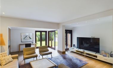 CASA EN ARRIENDO EN SANTA ANA